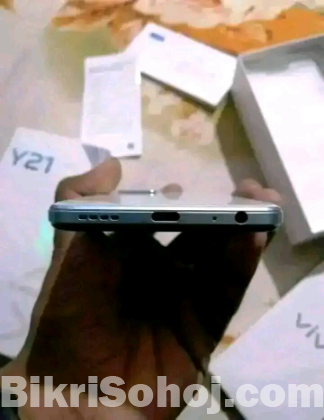 Vivo y21